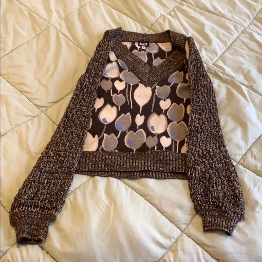 NWOT D&G knitted sweater size small